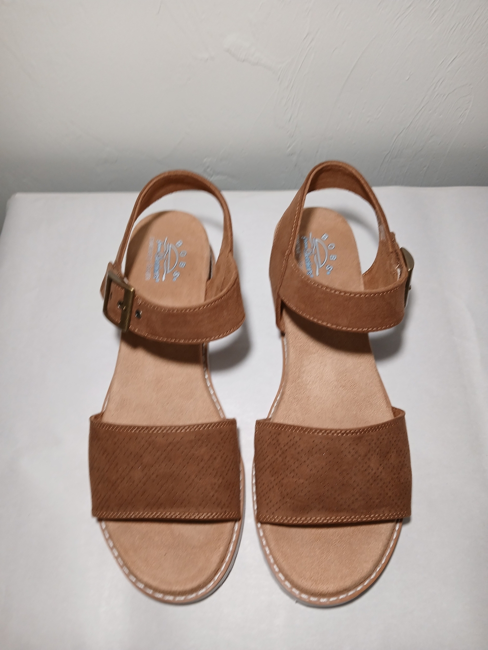 Bob's Memory Foam Women's Chestnut Brown Flat Faux-Suede Sandals Sz. 10